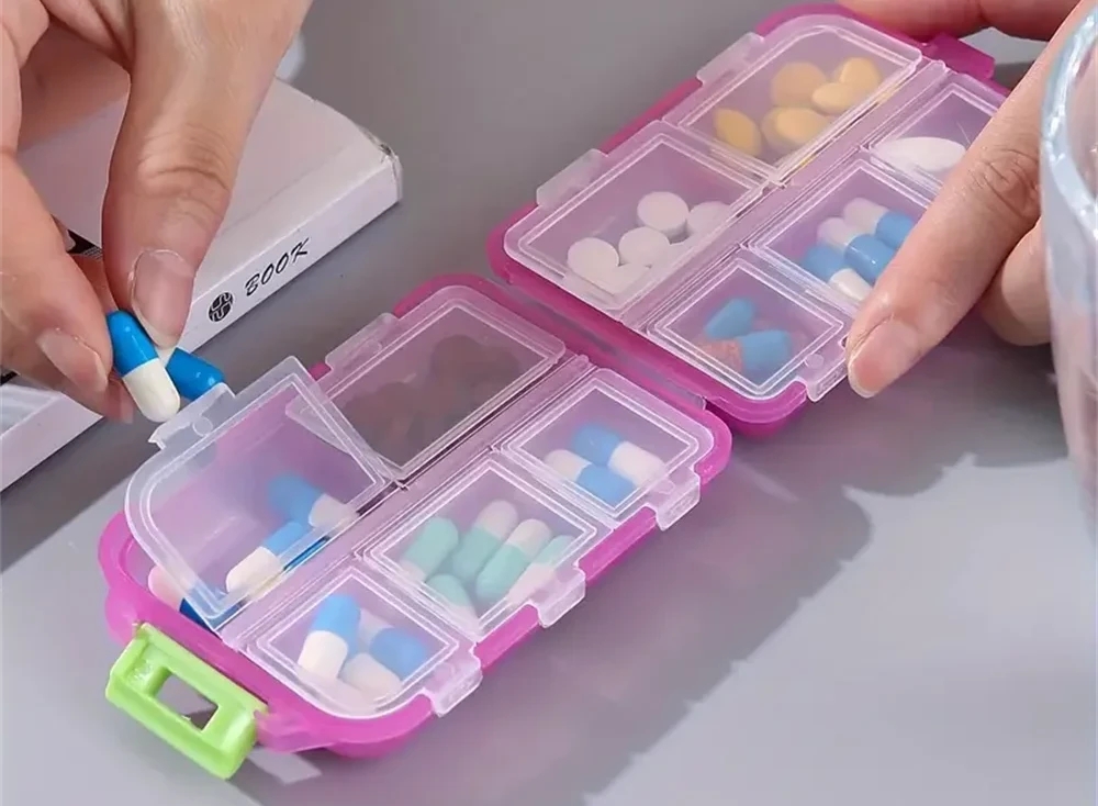 The Packt Dose open — showing 10 individually sealed compartments